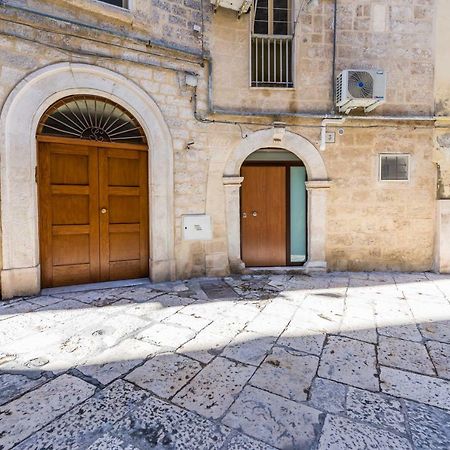 San Nicola Old Town Apartment CasatuaБарі Екстер'єр фото