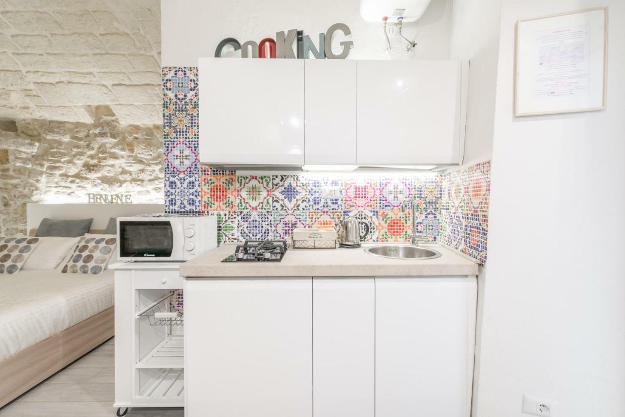 San Nicola Old Town Apartment CasatuaБарі Екстер'єр фото