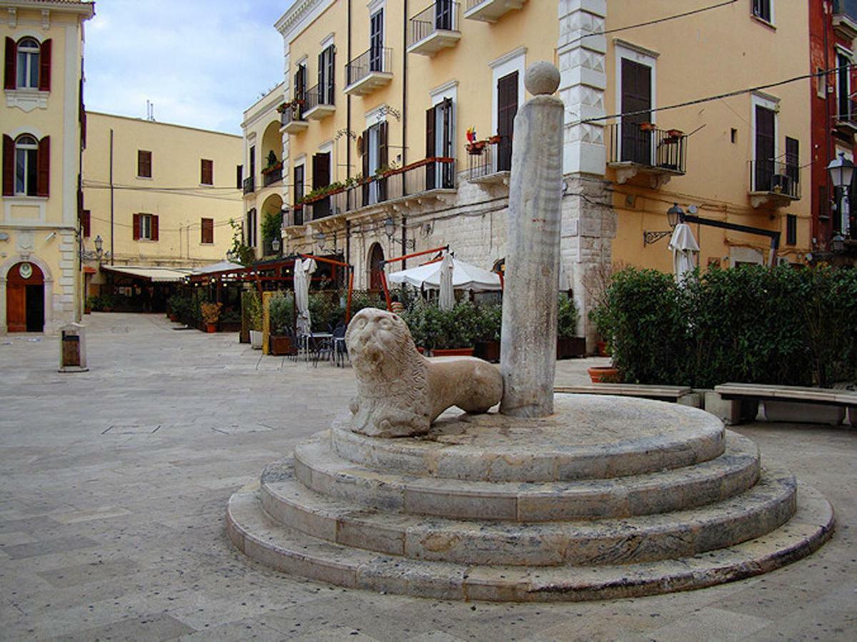 San Nicola Old Town Apartment CasatuaБарі Екстер'єр фото